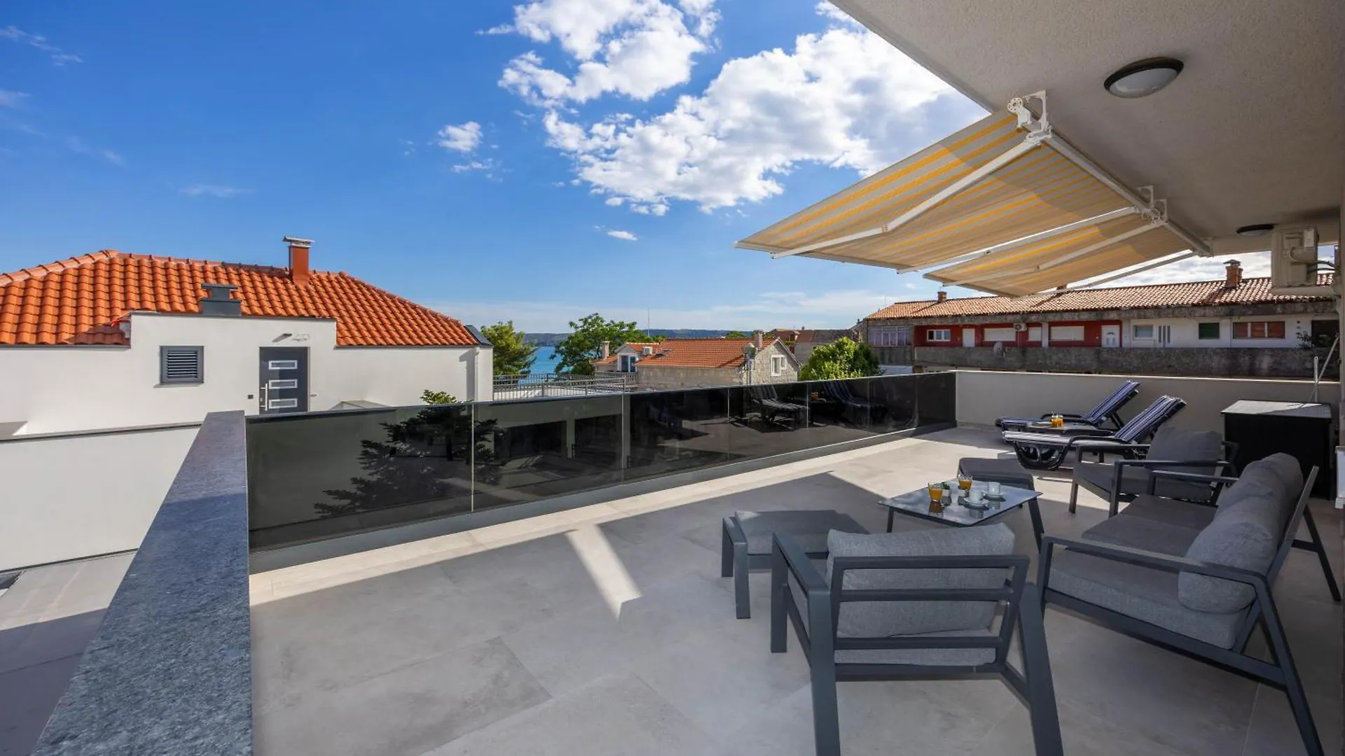 Terrace Kastela Apartment