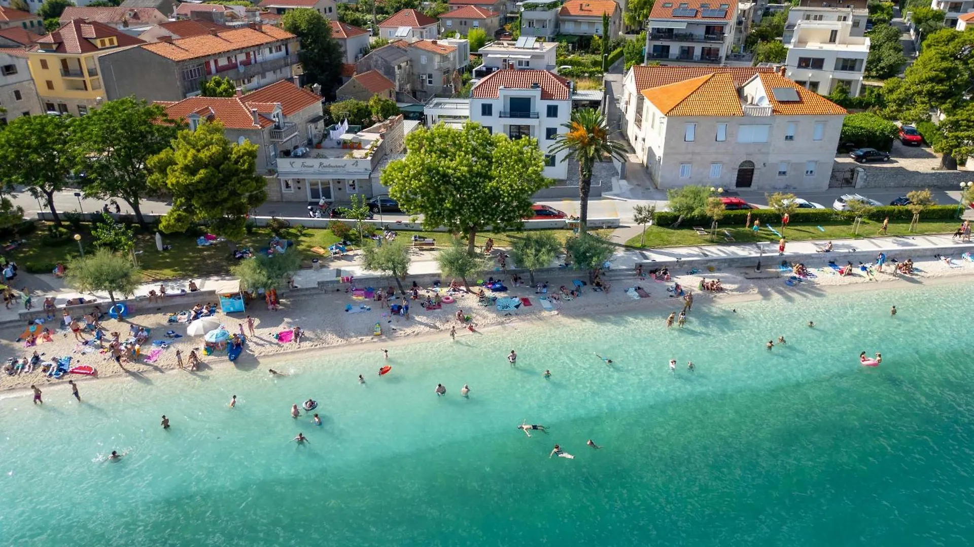 Terrace Kastela Apartment 0*,