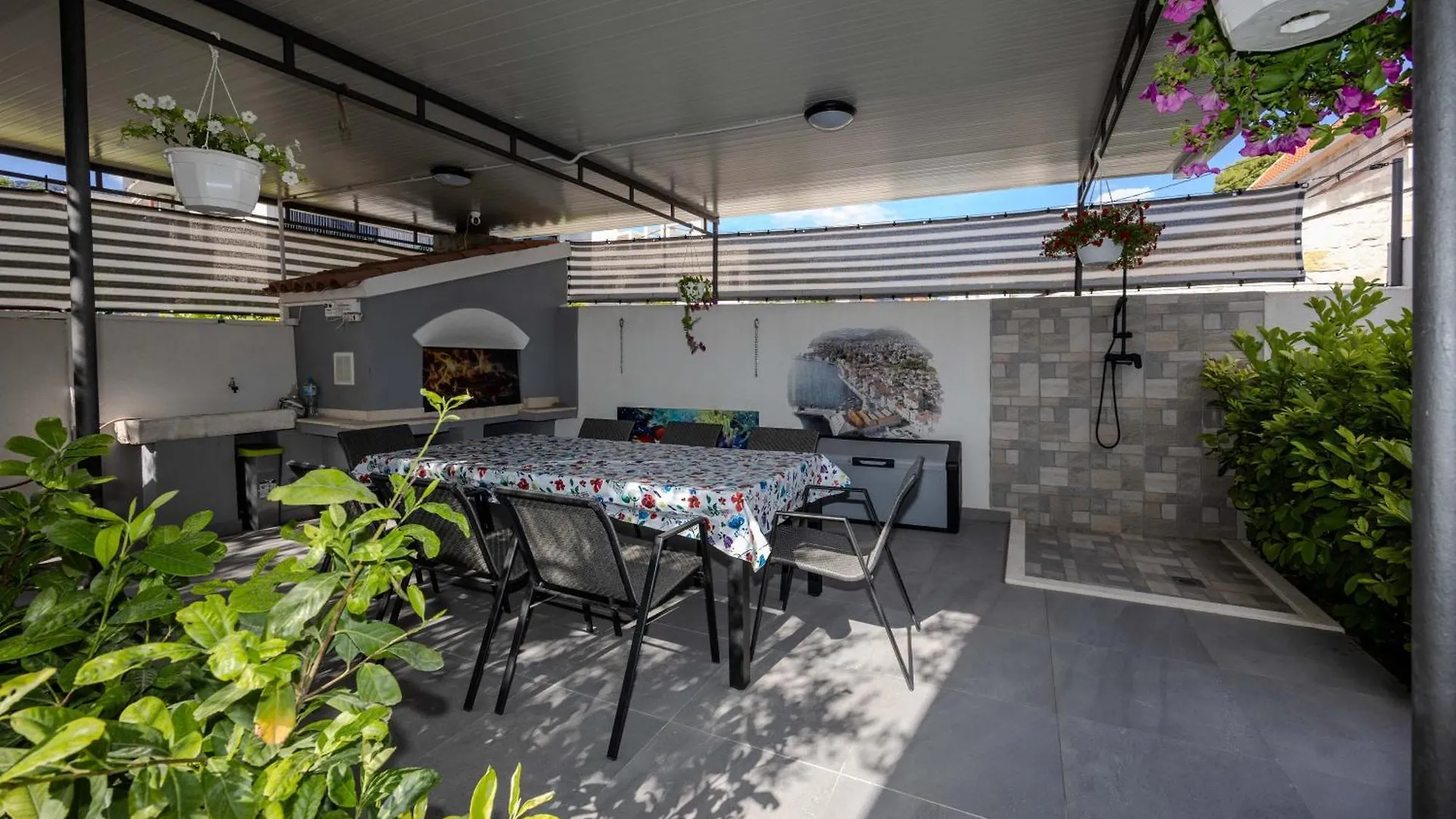 Terrace Kastela Apartment 0*,  Croatia