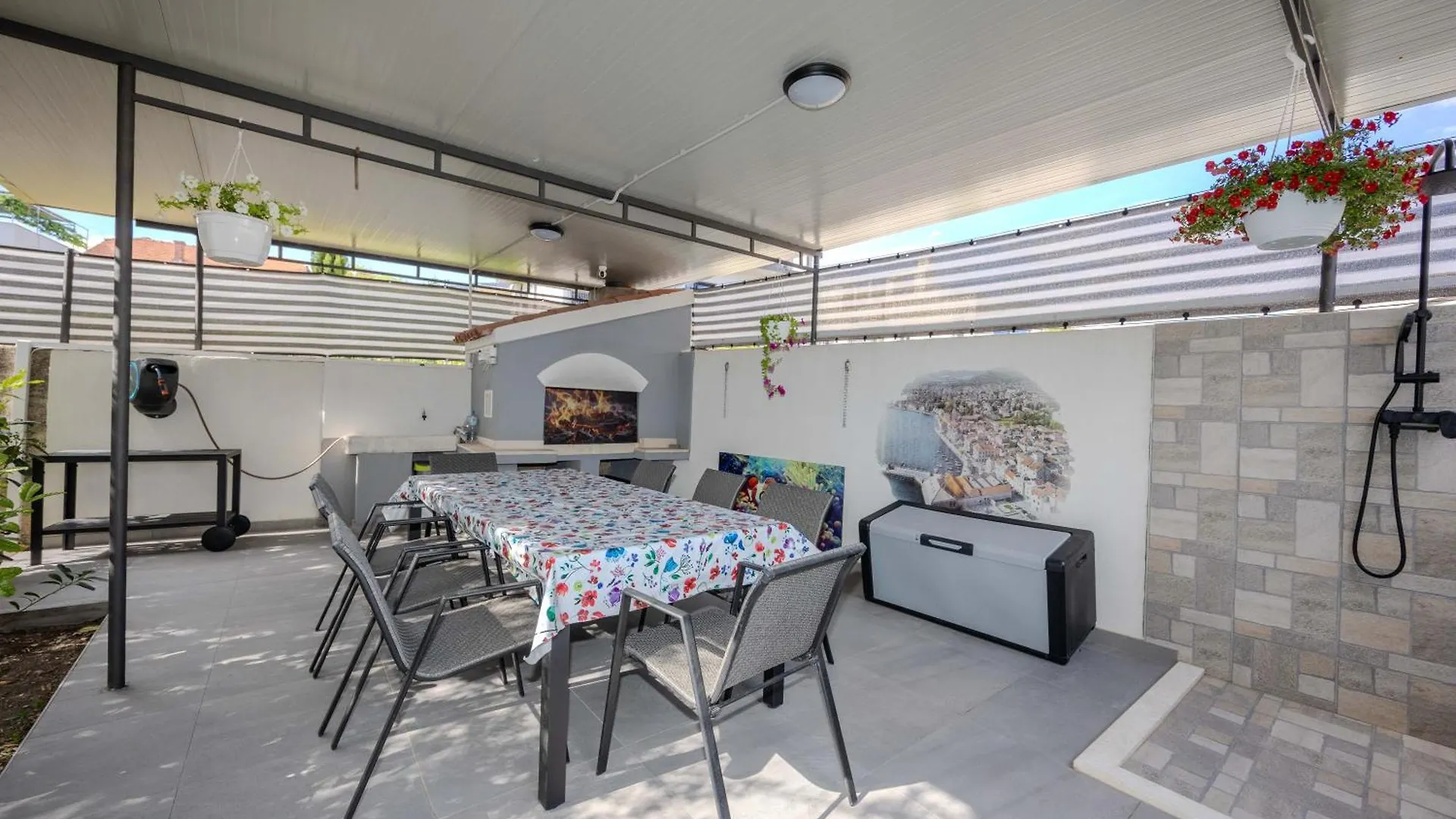 Terrace Kastela Apartment Croatia