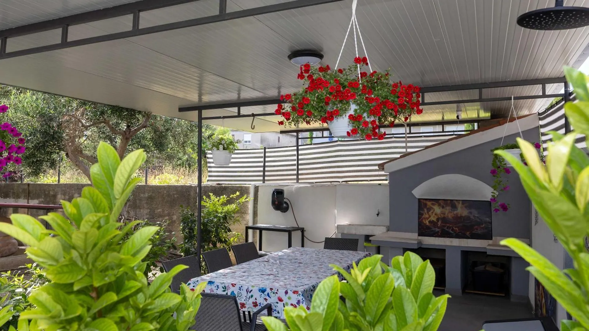 Terrace Kastela Apartment
